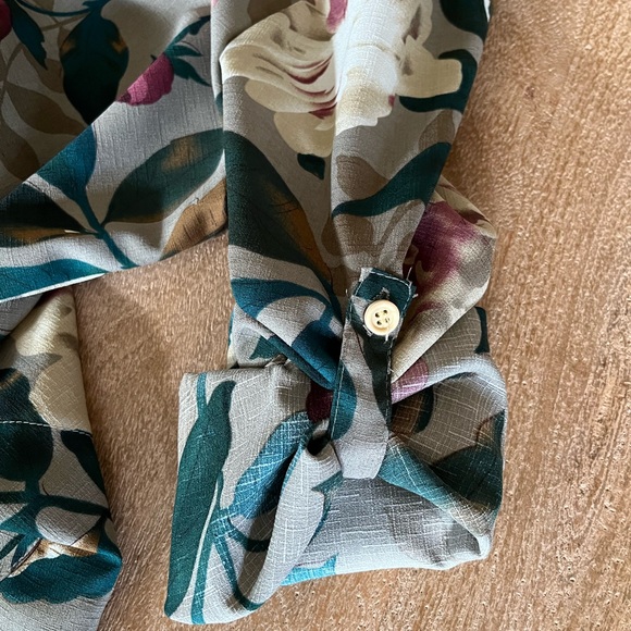 Burlap Apparel Floral Shift Dress - Picture 10 of 10